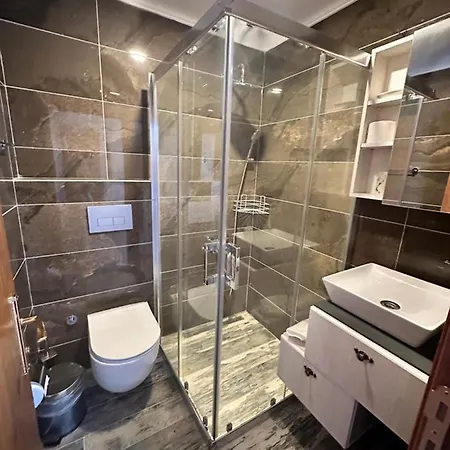 1 Double Hotel *